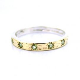 Wedding - Peridot ring with hammered gold on silver
