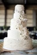 Trendsetting Ruffled Wedding Cakes You Must See