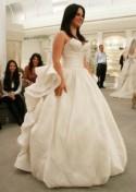 Should I Buy a Used Wedding Dress? 4 Things to Consider