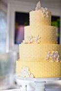 31 Lovely And Joyful Yellow Wedding Cakes 