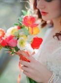 Bright wedding flower inspiration - Wedding Sparrow 