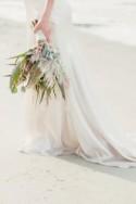 Rustic beach wedding bouquet ideas - Wedding Sparrow 