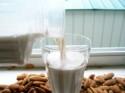 How to Make Almond Milk - Cooking - Handimania