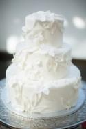 20 White on White Wedding Cakes 