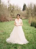Outdoor Spring Bridal Session Ideas - Wedding Sparrow 