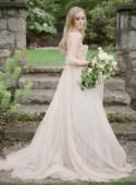Neutral Outdoor Bridal Session - Wedding Sparrow 