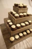 31 Creative Wedding Mini Dessert Stand Ideas 