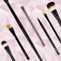 The Ultimate Makeup Brush Guide for Every Girl