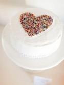 23 Fun And Colorful Sprinkle Wedding Cakes - Weddingomania