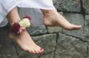 Gorgeous DIY Flower Anklet For Brides And Bridesmaids - Weddingomania