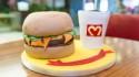 Frites et burger party, ils ont choisi un célèbre fast-food pour se dire oui ! - Au fil de l'actu - Mariage.com