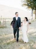 Elegant barn Wedding at Chileno Valley Ranch