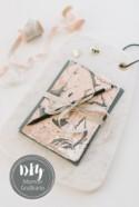 DIY Geschenk: marmorierte Briefkarten - Hochzeitsblog Fräulein K. Sagt Ja