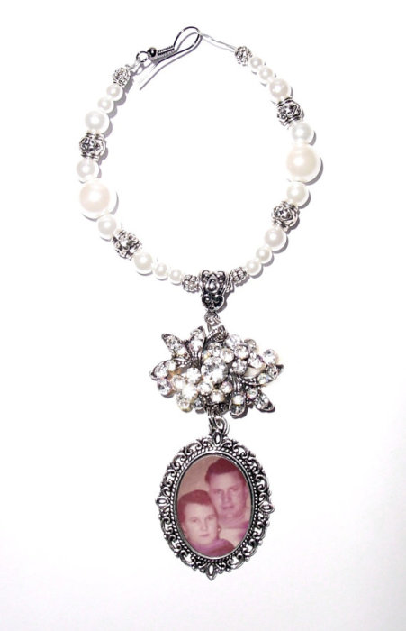زفاف - Wedding Bouquet Memorial Photo Oval Metal Charm Crystal Gems Pearls Old World Silver Diamond Tibetan Beads - FREE SHIPPING