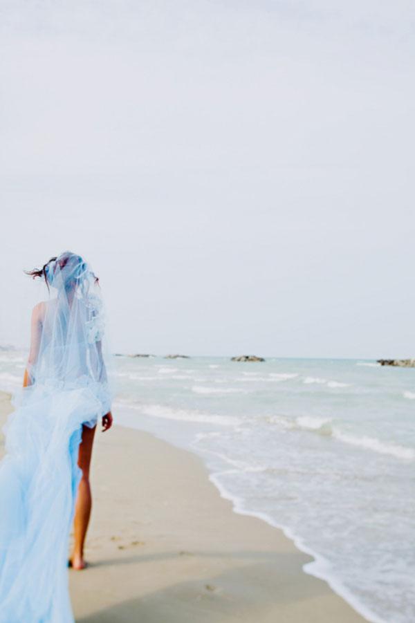 Свадьба - Styled Shoot: A Seaside Wedding - Belle & Chic