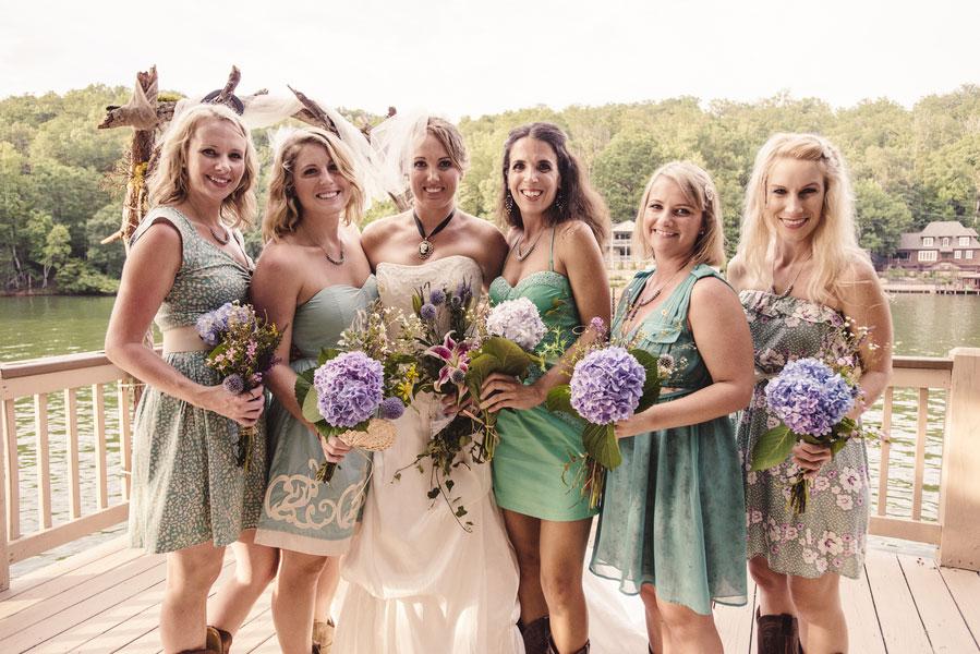 زفاف - Lake Lure North Carolina Country Feel Military Lakeside Wedding