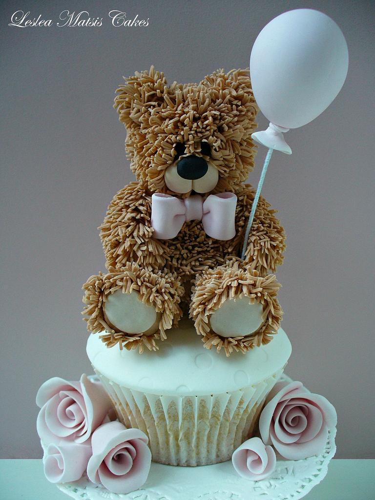 Mariage - Lil' Ted - close up