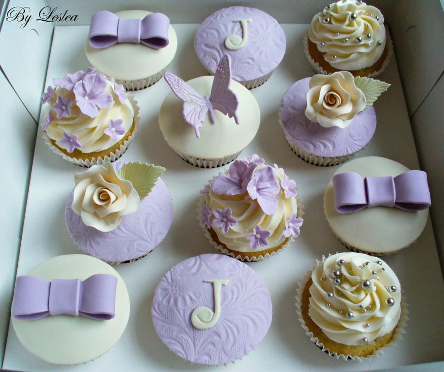 Hochzeit - Lavender Cupcakes