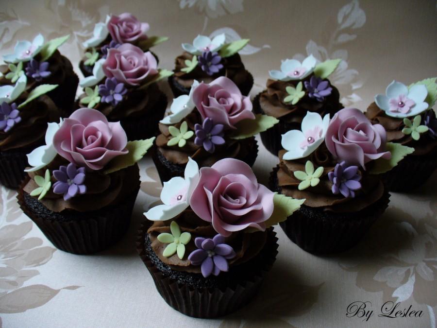 زفاف - Rose cupcakes