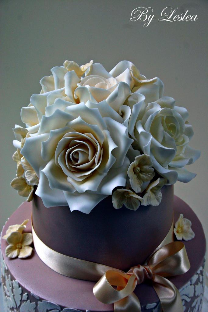 Mariage - Ivory roses with hydrangea