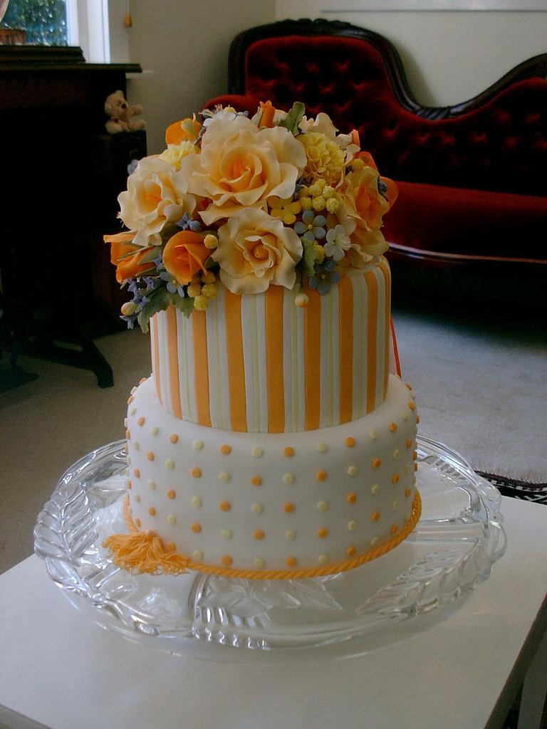Mariage - Orange Roses cake