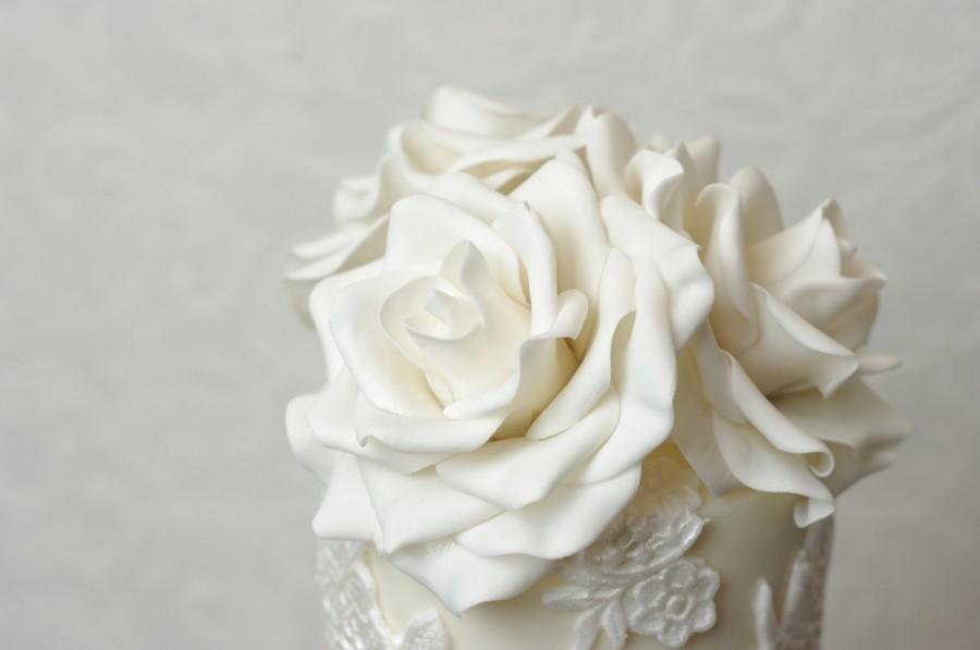 Mariage - Rsoes & lace, roses close up