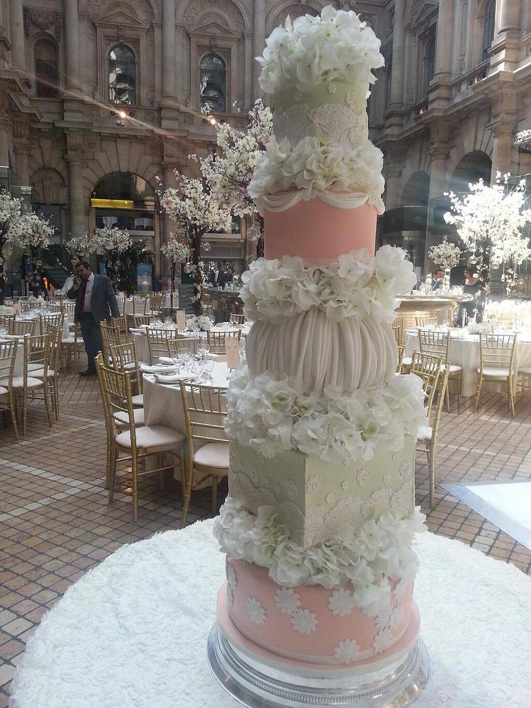 Hochzeit - Five tier mint green and peach wedding cake
