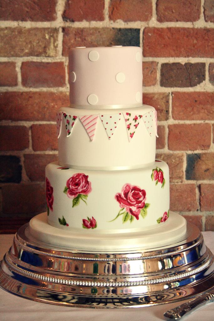 زفاف - Country Fete wedding cake