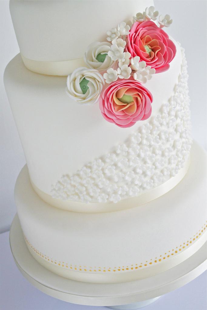 Mariage - Ranunculus Wedding Cake