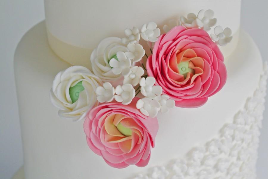 زفاف - Ranunculus Wedding Cake