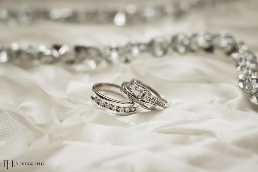 Hochzeit - Art & Celena - Ring Shot