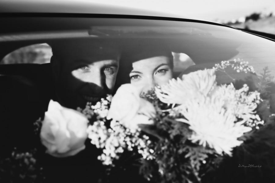 Wedding - Lo que para la flor es el rayo de sol, para las personas lo son las caras sonrientes.
