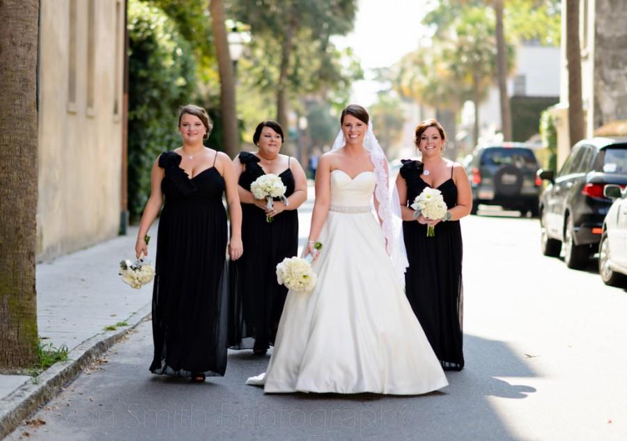 Wedding - Bride and bridesmaids walking to ceremony downtown