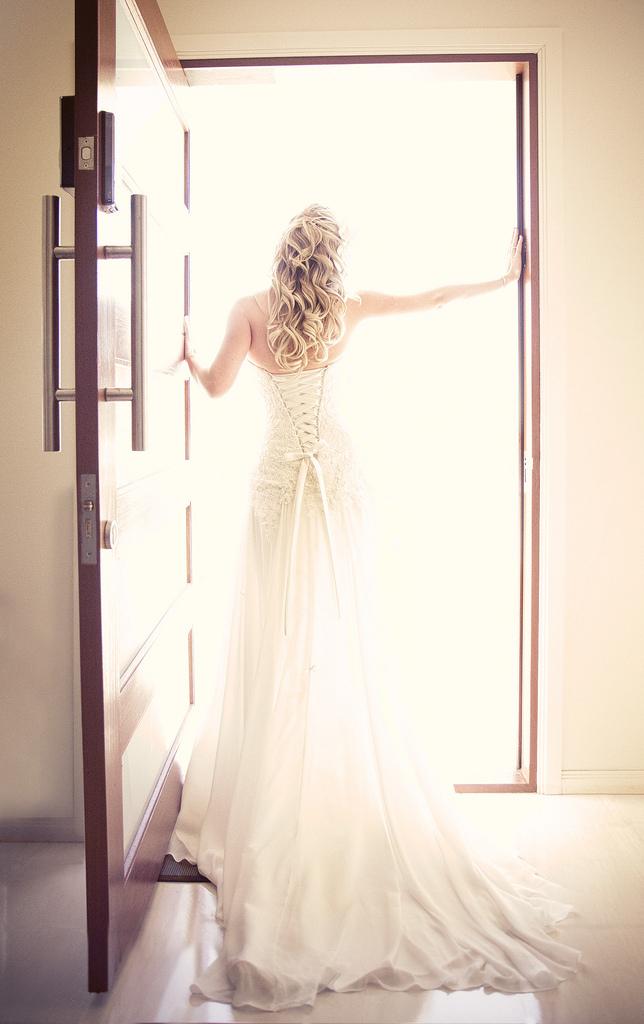 زفاف - Beautiful bride, beautiful light