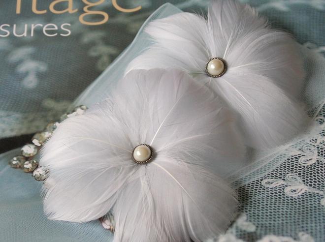 Hochzeit - Pearl Feather Flowers