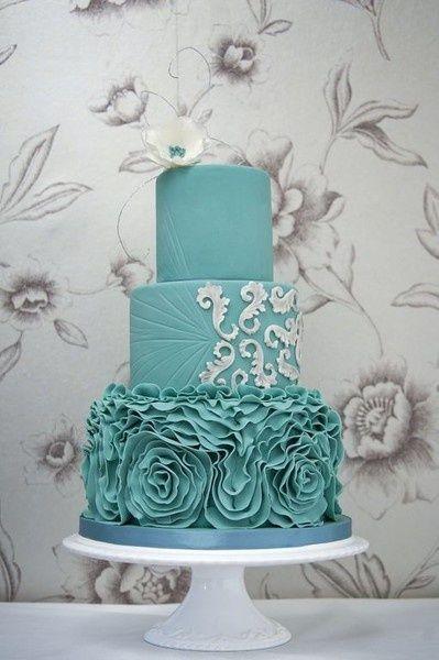 Hochzeit - Tiffany Blue Showers & Weddings