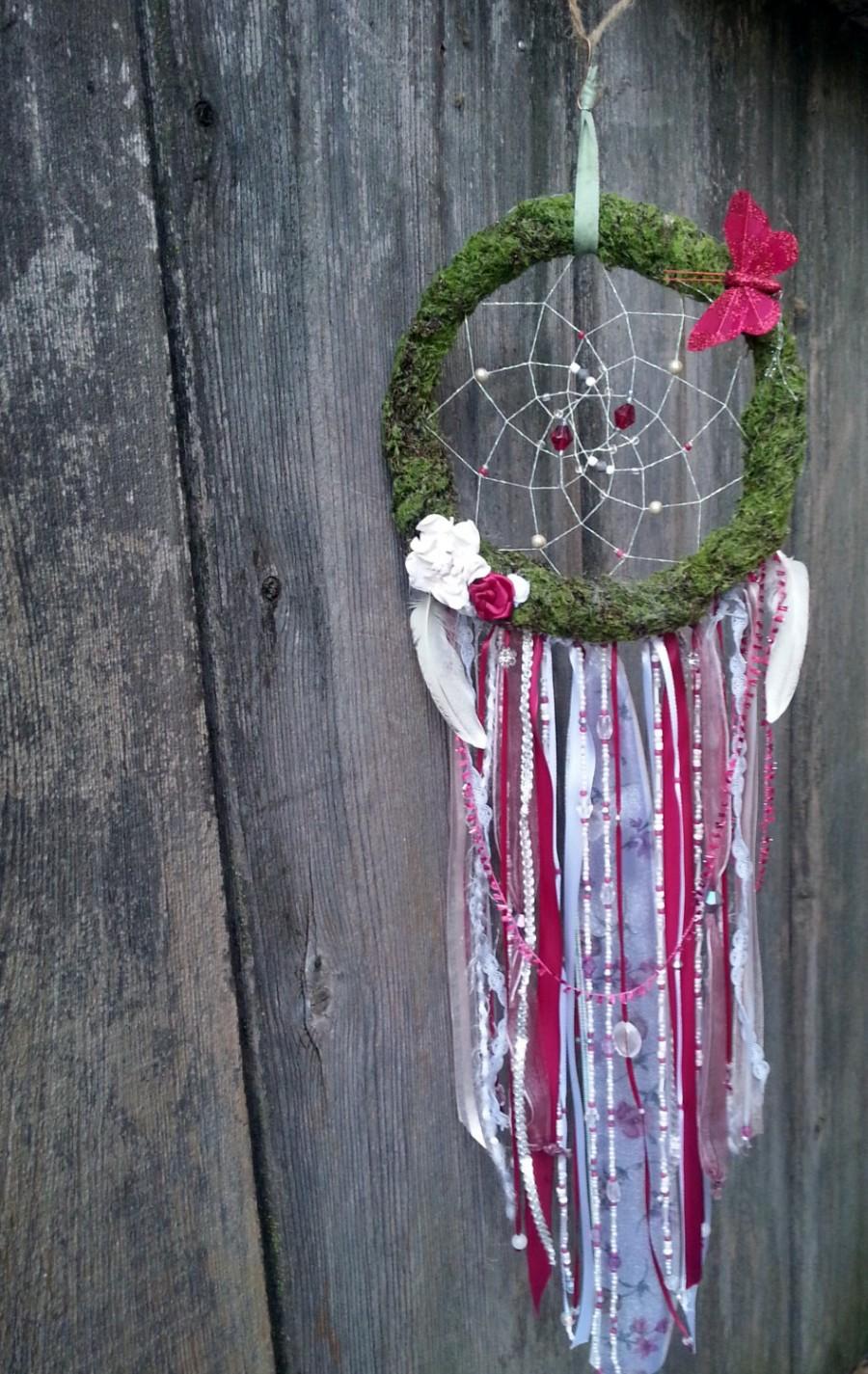 Mariage - Handmade Dream Catcher- Fairy Garden Inspired- Whimsical Mossy Dreamcatcher- w/roses & butterfly. Enchanted Forest Dream