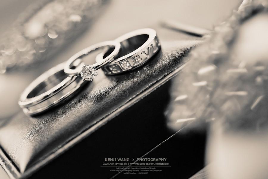 زفاف - 戒指。純粹黑白色調