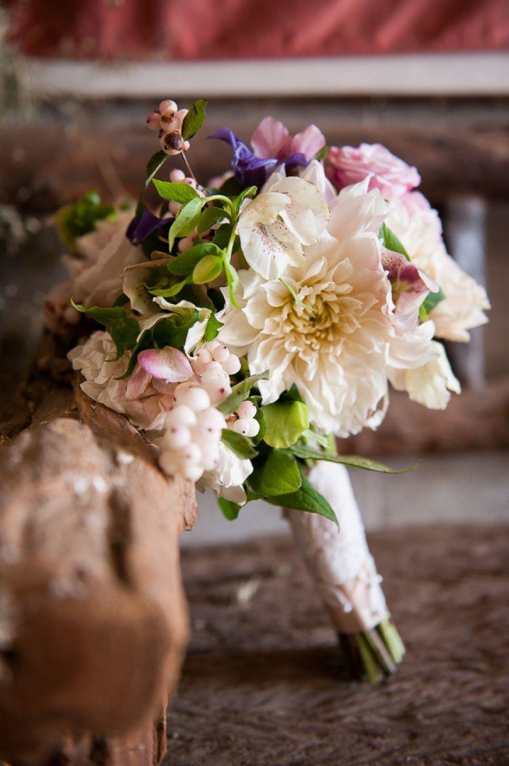 Hochzeit - Beautiful Bridesmaid Bouquets - By Guest Pinner Isari Flower Studio   Event Design