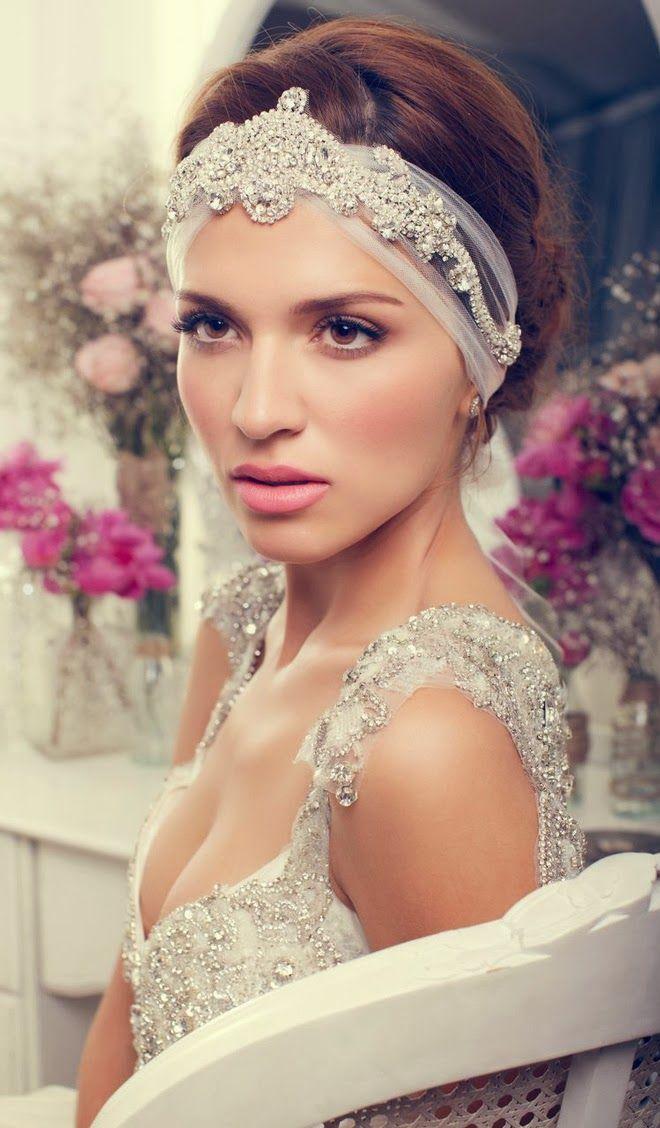 زفاف - Wedding headband decorated with rhinestones