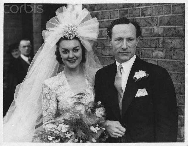 Mariage - Chic Vintage 1940s Bride Yvonne Ortner