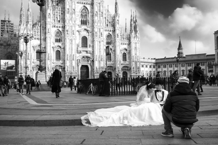 زفاف - Streetphotography In Milan