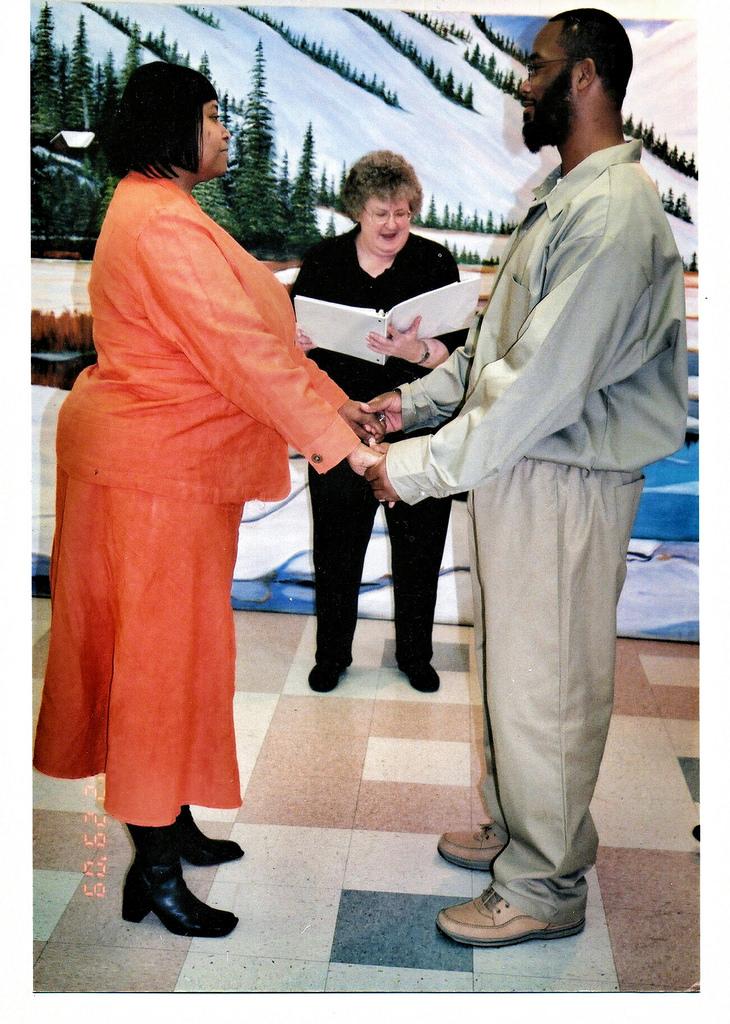 Mariage - Officiating My First Prison Wedding - 12/29/09
