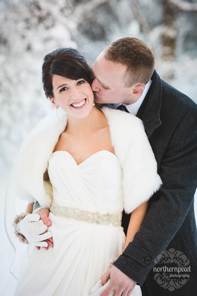 Свадьба - Kevin & Colette - Winter Wedding In Prince George Bc