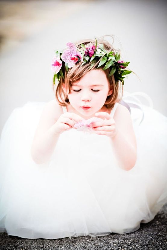 Photo Cute Wedding Photos 2025627 Weddbook