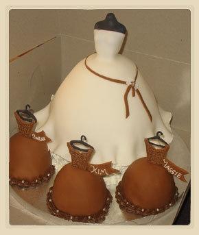 Hochzeit - Perfect Cake For Bridal Shower! 