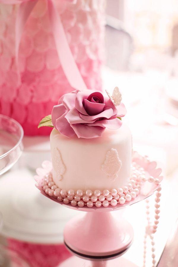 Wedding - Pink And White Ethereal Wedding Inspiration