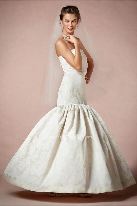 زفاف - Timeless Ivory Satin Strapless Fit and Flare Wedding Dress