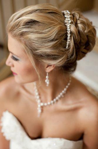 Mariage - 10 Gorgeous Short Updo Hairstyles