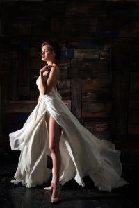 Mariage - Junebug's Wedding Dress And Accessories Gallery